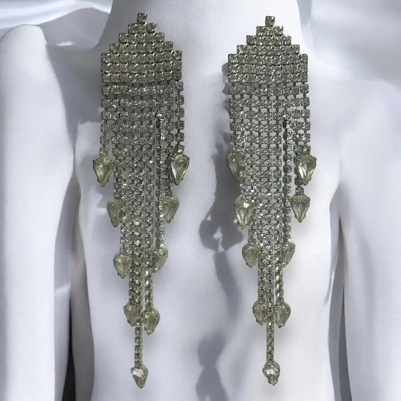 ELIZABETH COLE Crystal Fringe Chandelier Earrings in Silver - Picture 3 of 4